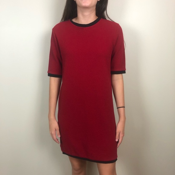 Zara Red Textured Knit Shift Dress - Picture 2 of 8